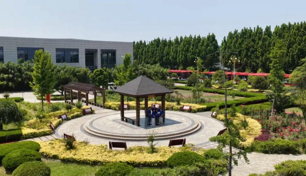 e95d31f5ef7b49ada9ba67cb28de0b23