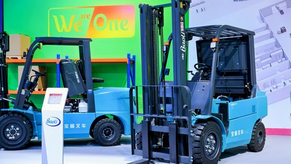 cfef1cf19eb443b4a6ee223ebd62fd94